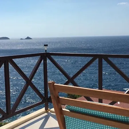 Romantic Greek Style Villa- 5Min From The Private Beach For You! 博德鲁姆