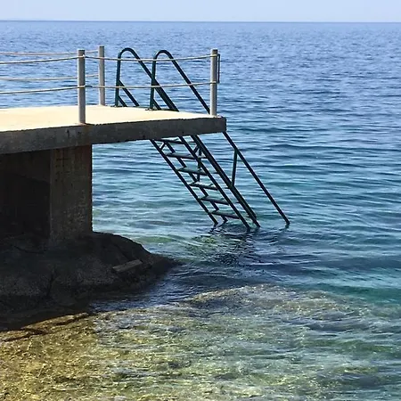 Romantic Greek Style Villa- 5Min From The Private Beach For You! 别墅 博德鲁姆